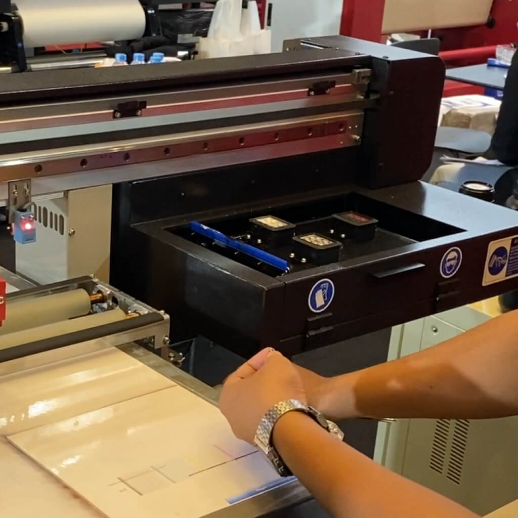 Fitur Capping Dan Cleaning Otomatis Pada Printer Uv Flatbed Qira Veno