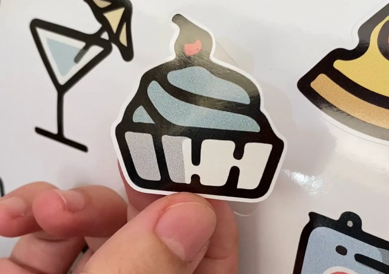 Potongan Sticker Cupcake Yang Tercetak Dengan Bahan Berkualitas Untuk Bisnis Cutting Sticker.
